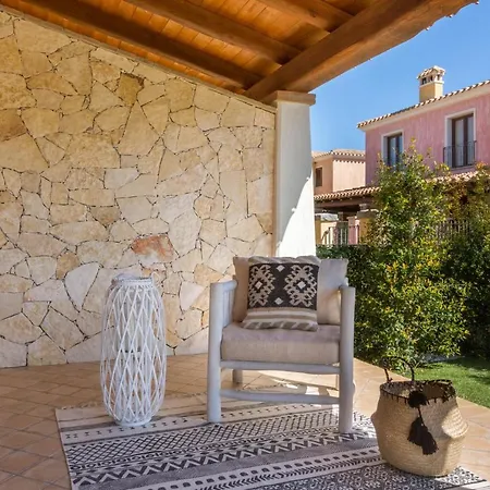 Amelia فيلاّسيمِيوس